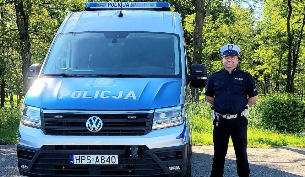 Policjant po służbie pomógł pijanemu rowerzyście