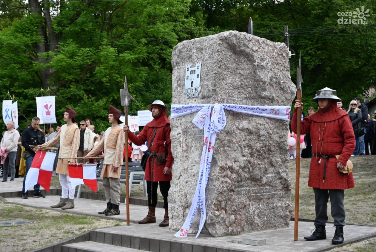 Chęciny obchodziły 700-lecie Nadania Praw Miejskich. Historyczne wydarzenie świętowano iście po królewsku!
