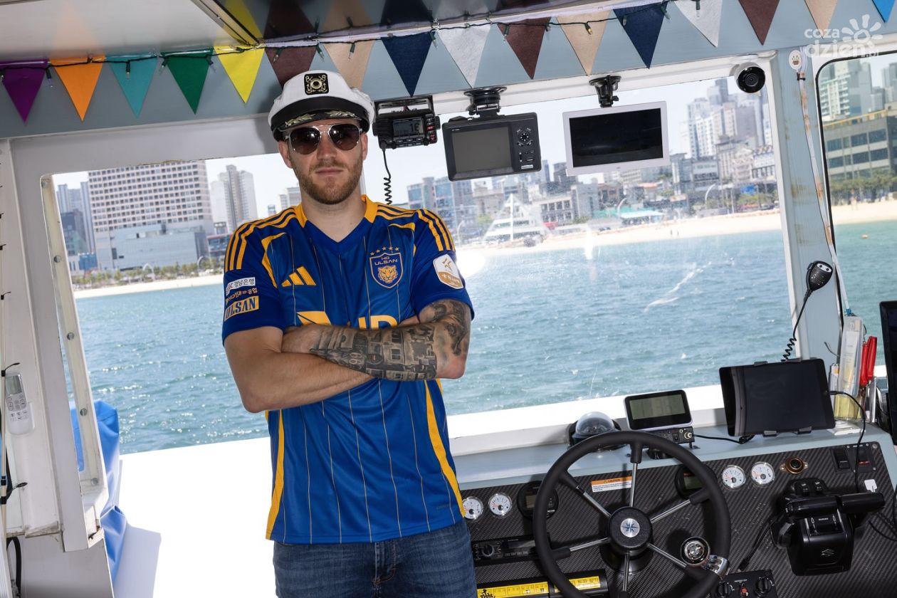 Oficjalnie! Miłosz Trojak w koreńskim Ulsan HD