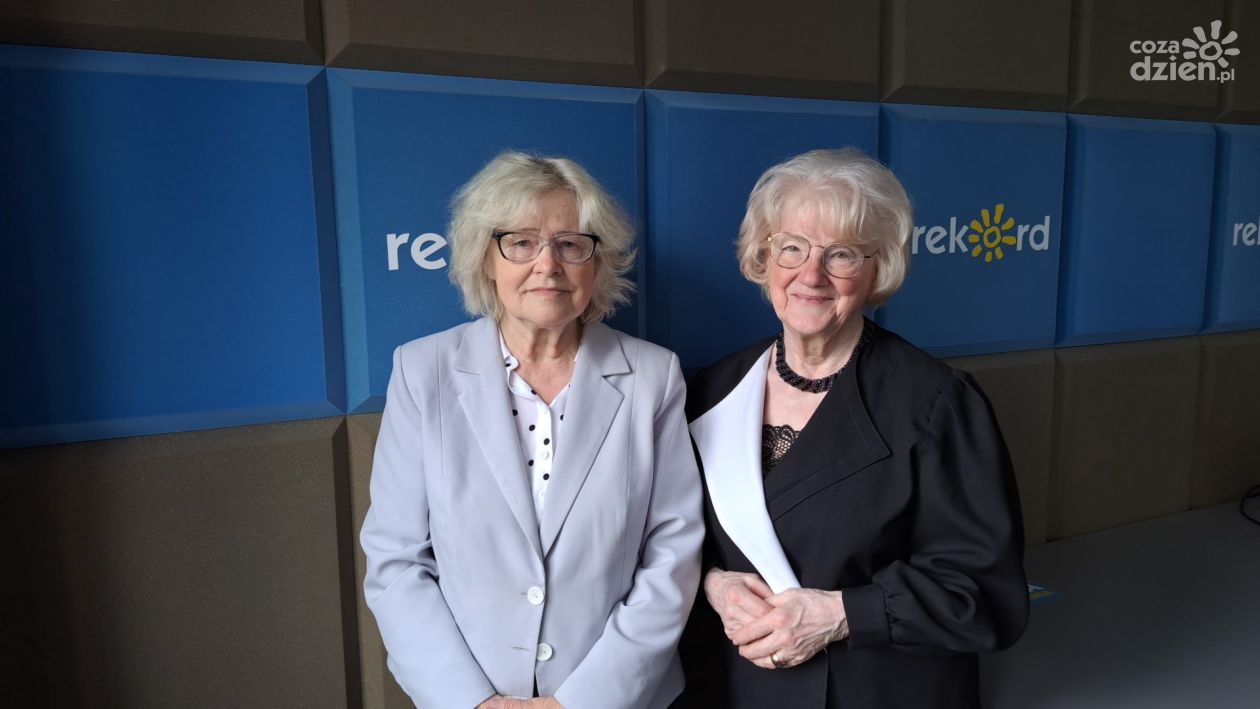 K.Borys,T. Żelazna: Ostrowieckie Senioralia mają pokazać, jak będąc dojrzałą osobą można cieszyć się życiem 