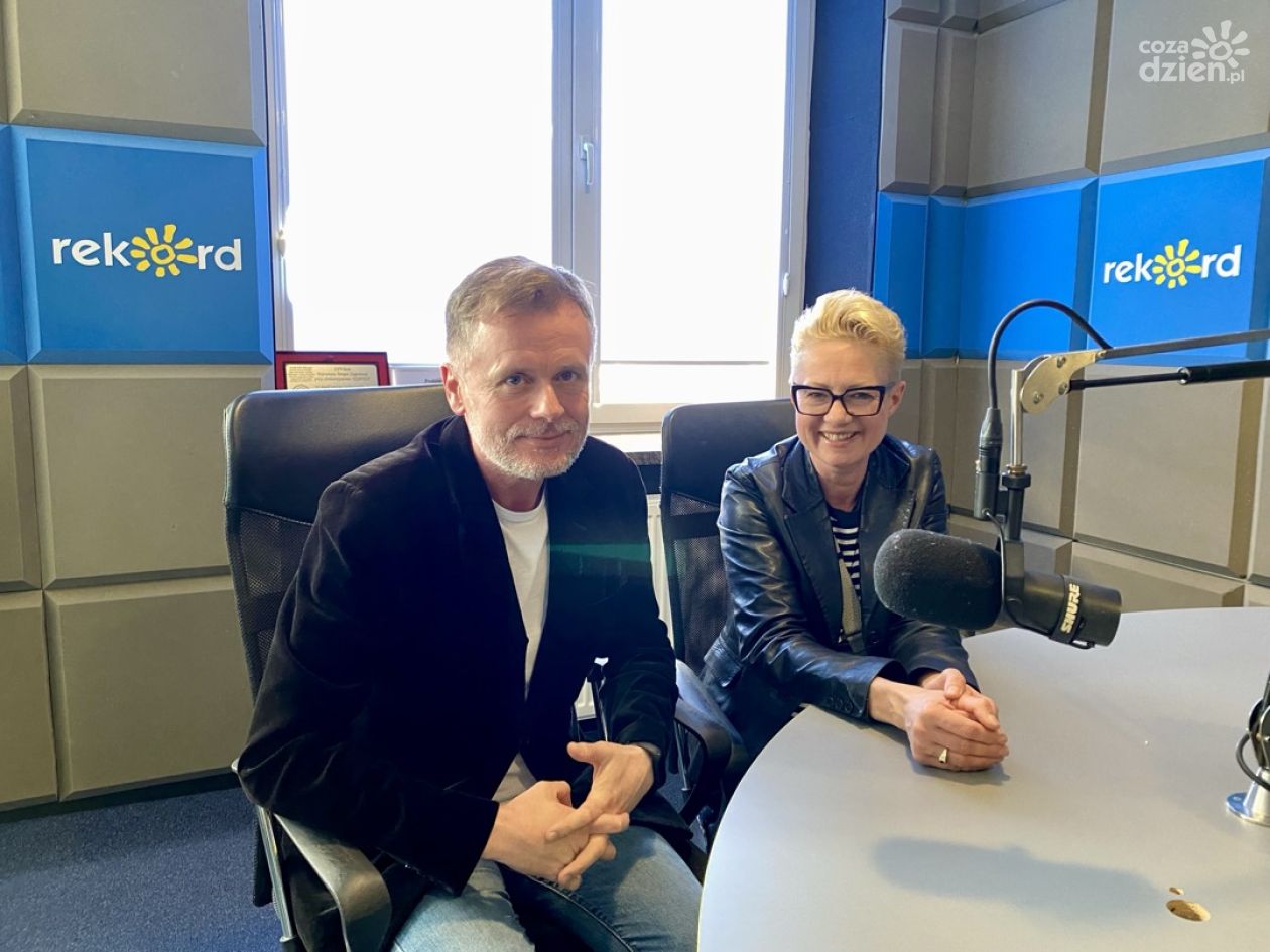 Kultura z dofinansowaniem i pomysłami na wakacje – rozmowa z dyrektorami MBP i BWA Ostrowiec
