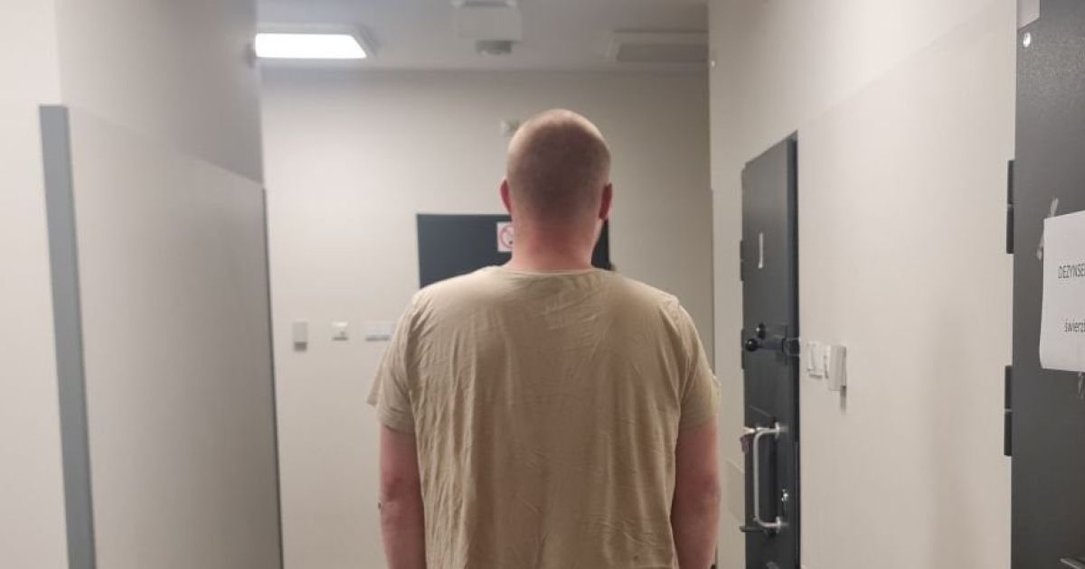 Brawurowa kradzież butelki wódki