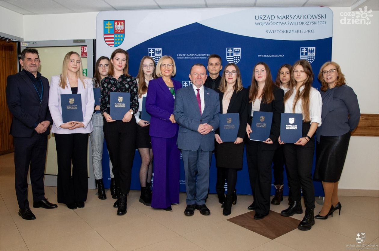 Wzrosną stypendia dla studentów kierunku lekarskiego