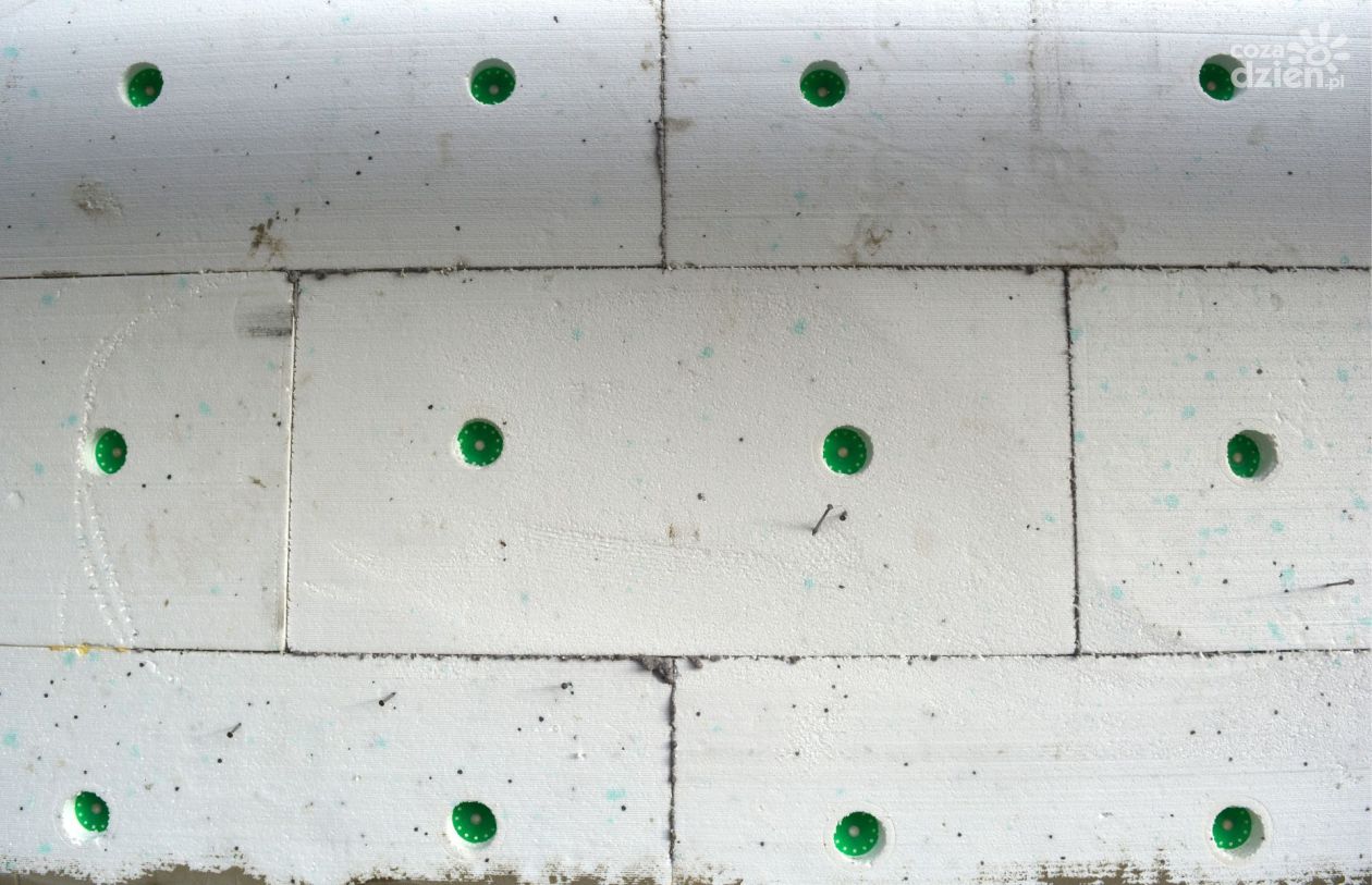 Co wziąć pod uwagę podczas ocieplania elewacji?