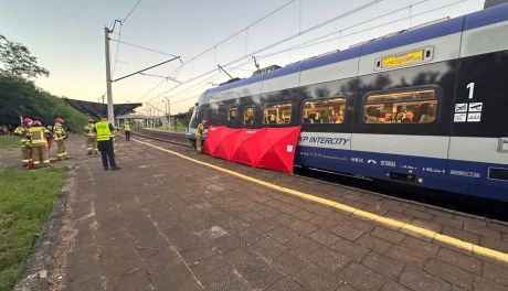 Tragiczny wypadek na peronie w Skarżysku-Kamiennej – mężczyzna śmiertelnie potrącony przez pociąg Intercity