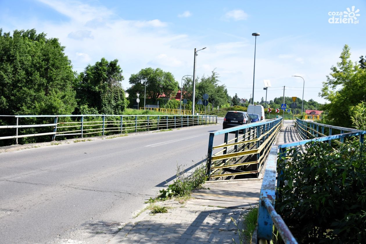 W Kunowie zamknięty ważny odcinek ul. Warszawskiej 