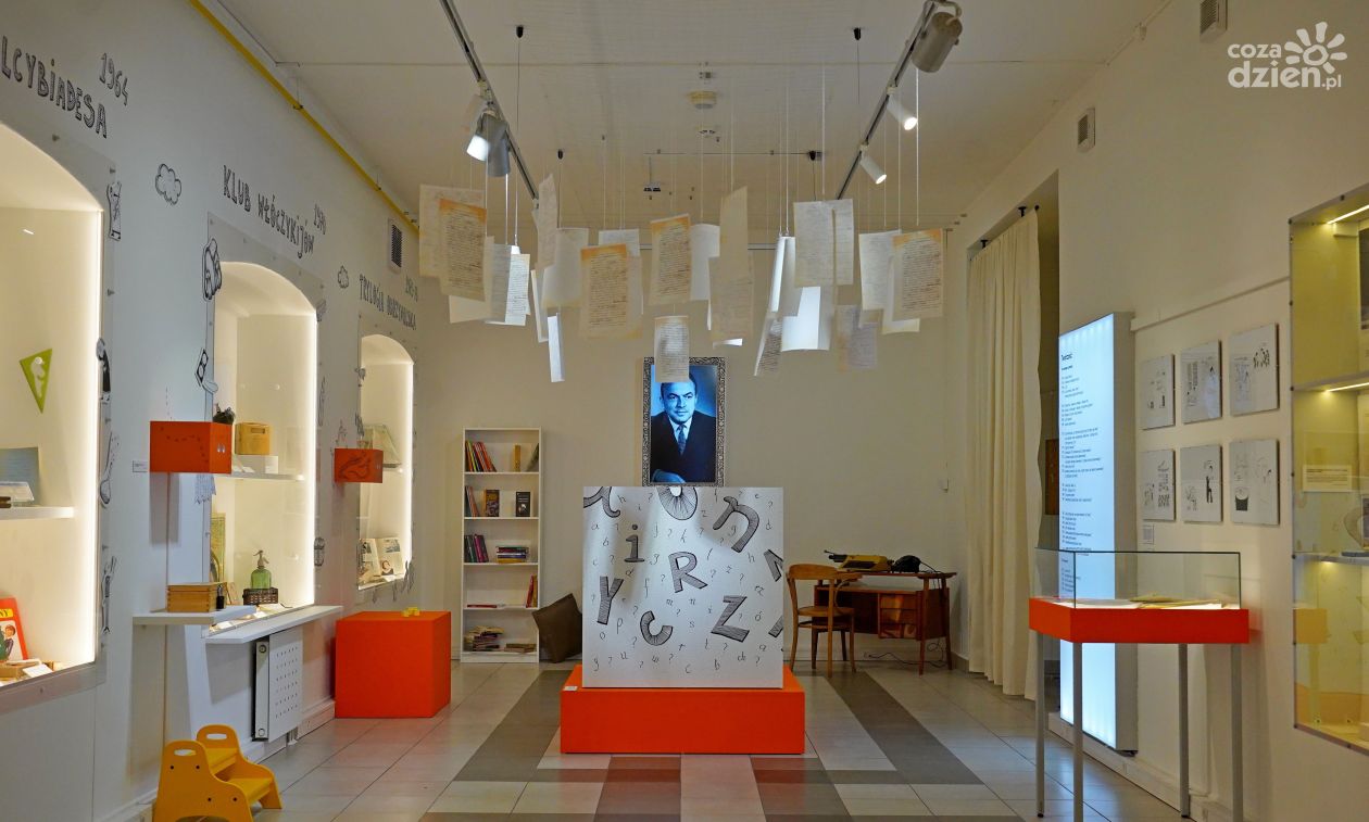 Wystawa w Muzeum Zabawek o Edmundzie Niziurskim