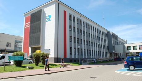 Lekarze z Kielc usunęli guz macicy ważący 11,5 kg