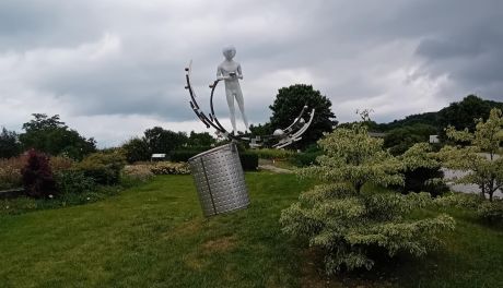 Sławosz Uznański-Wiśniewski w kieleckim Ogrodzie Botanicznym