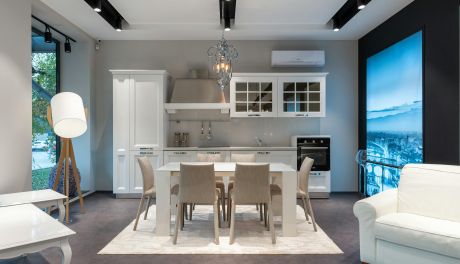 Oświetlenie zewnętrzne domu – bezpieczeństwo i estetyka