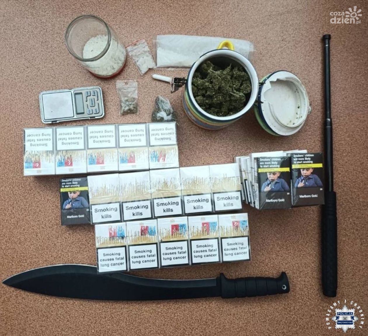 Marihuana, MDMA i maczeta – niepokojące znaleziska u 16-latka