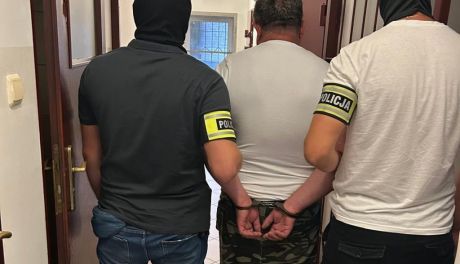 56-latek zatrzymany po brutalnym ataku na żonę. Grozi mu 25 lat