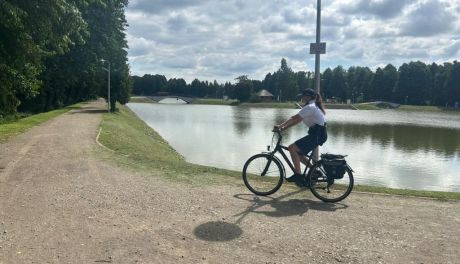 Ostrowieccy policjanci na rowerach 