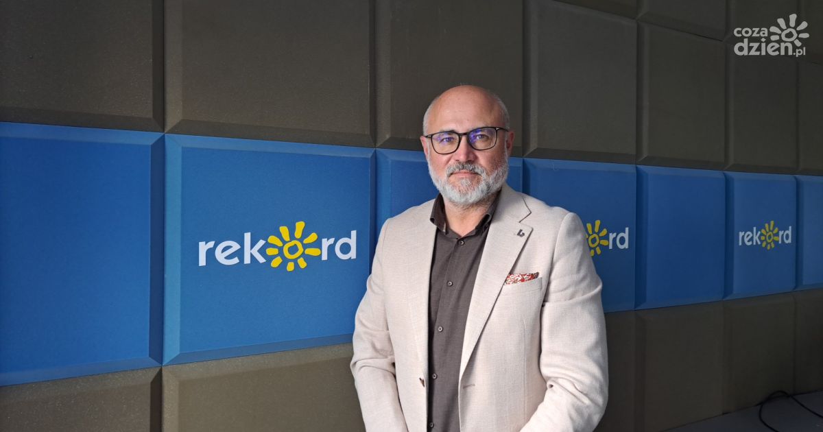 M.Łata: Ostrowieckie szkoły średnie systematycznie przechodzą kolejne modernizacje