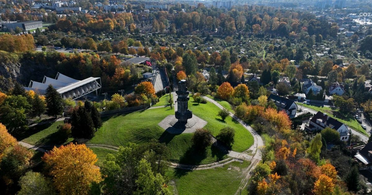 Gmina Kielce szuka właściciela byłego Pomnika Bojowników o Wyzwolenie Narodowe i Społeczne