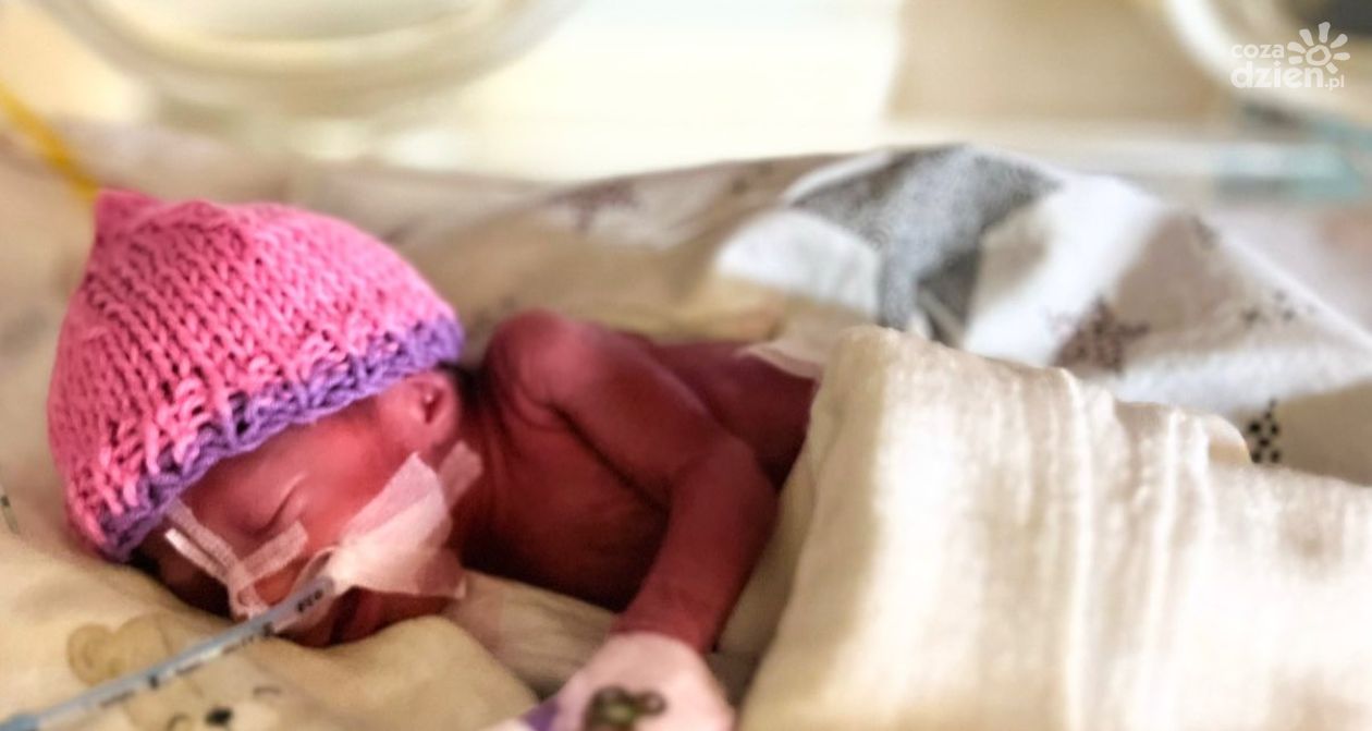 Po 81 dniach intensywnej opieki medycznej dziewczynka urodzona w zaledwie 25. tygodniu ciąży wróciła do domu