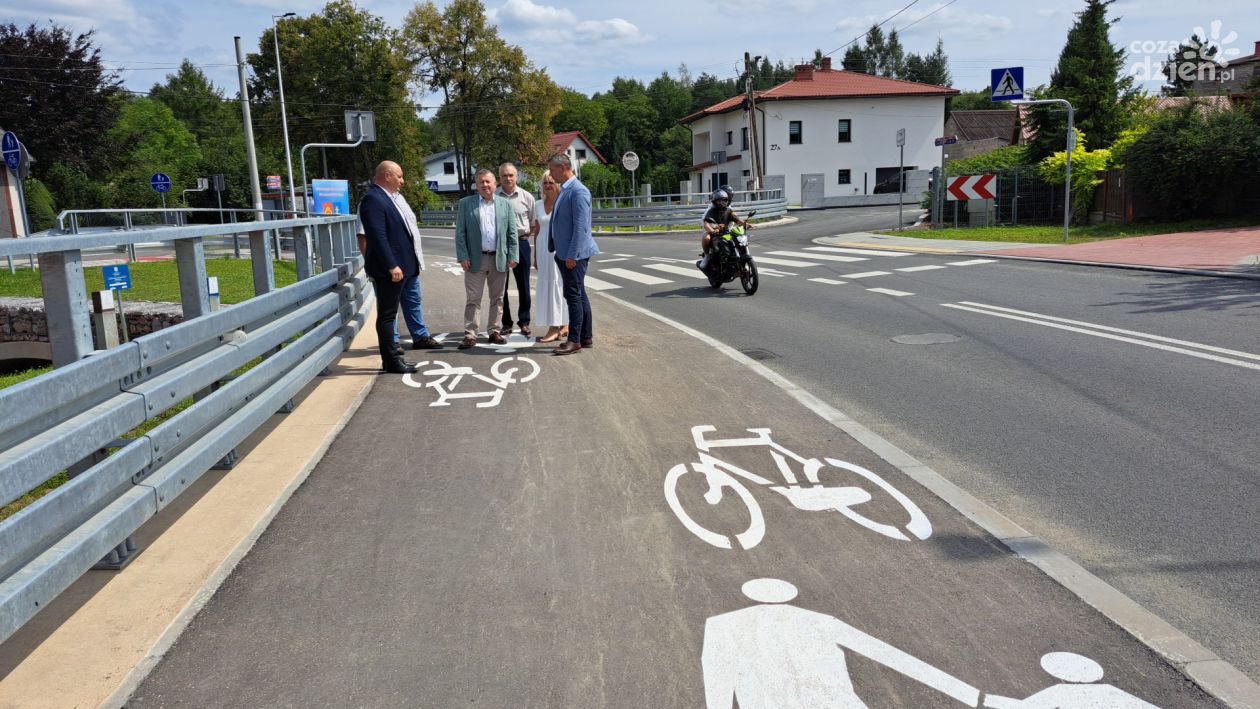 Nowy most i wyremontowana jezdnia w Świrnie  