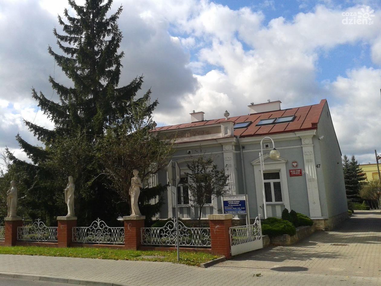 Nowa aranżacja w ostrowieckim pałacu ślubów. 