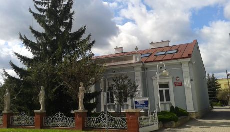 Nowa aranżacja w ostrowieckim pałacu ślubów. 