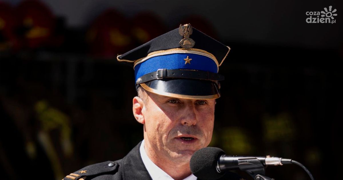 Nowy szef ostrowieckich strażaków zapowiada ścisłą współpracę z samorządowcami i OSP