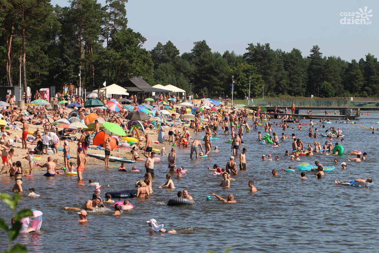 Zalew w Morawicy pomysłem na ostatnie dni lata