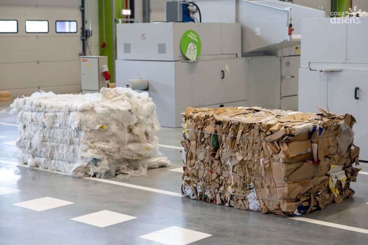 Czym są rotokompaktory i dlaczego warto je wdrożyć w zakładzie produkcyjnym?