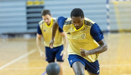 Wygrana Industrii Kielce na start Elverum EliteCup 2025