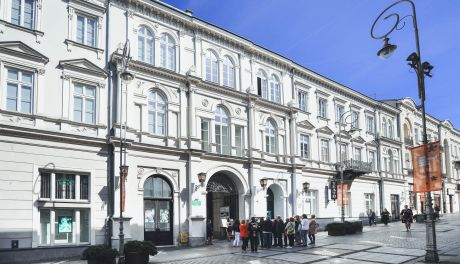 „Biała elegia” proza południowokoreańskiej pisarki i noblistki Han Kang na scenie Teatru Żeromskiego już w sobotę