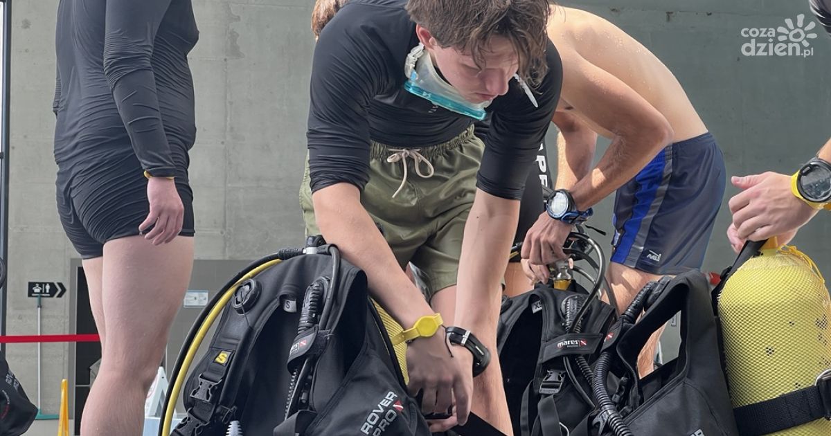 Nurkowanie w najgłębszym basenie Europy – młodzież z kieleckiego OHP zdobywa unikatowe kwalifikacje