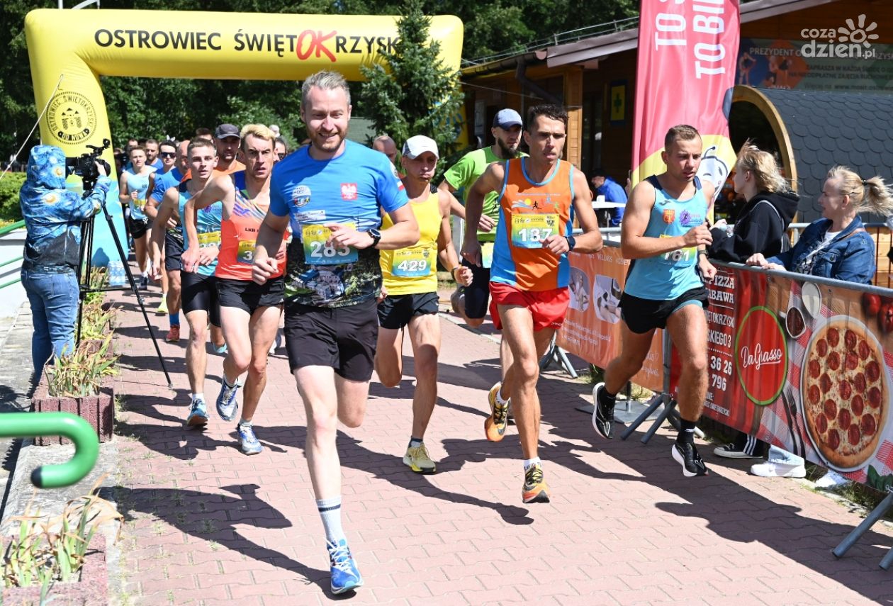 Lepiarz i Łukasiewicz najszybsi w sierpniu na Gutwinie
