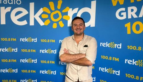 Maciej Jakubczyk gościem Radia Rekord: o nocnej prohibicji w Kielcach i sytuacji w Strefie Gazy