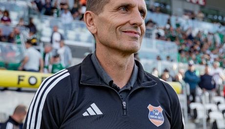 Bruk-Bet Termalica gotowa na mecz z Koroną Kielce: Brosz stawia na skuteczność i atut własnego boiska