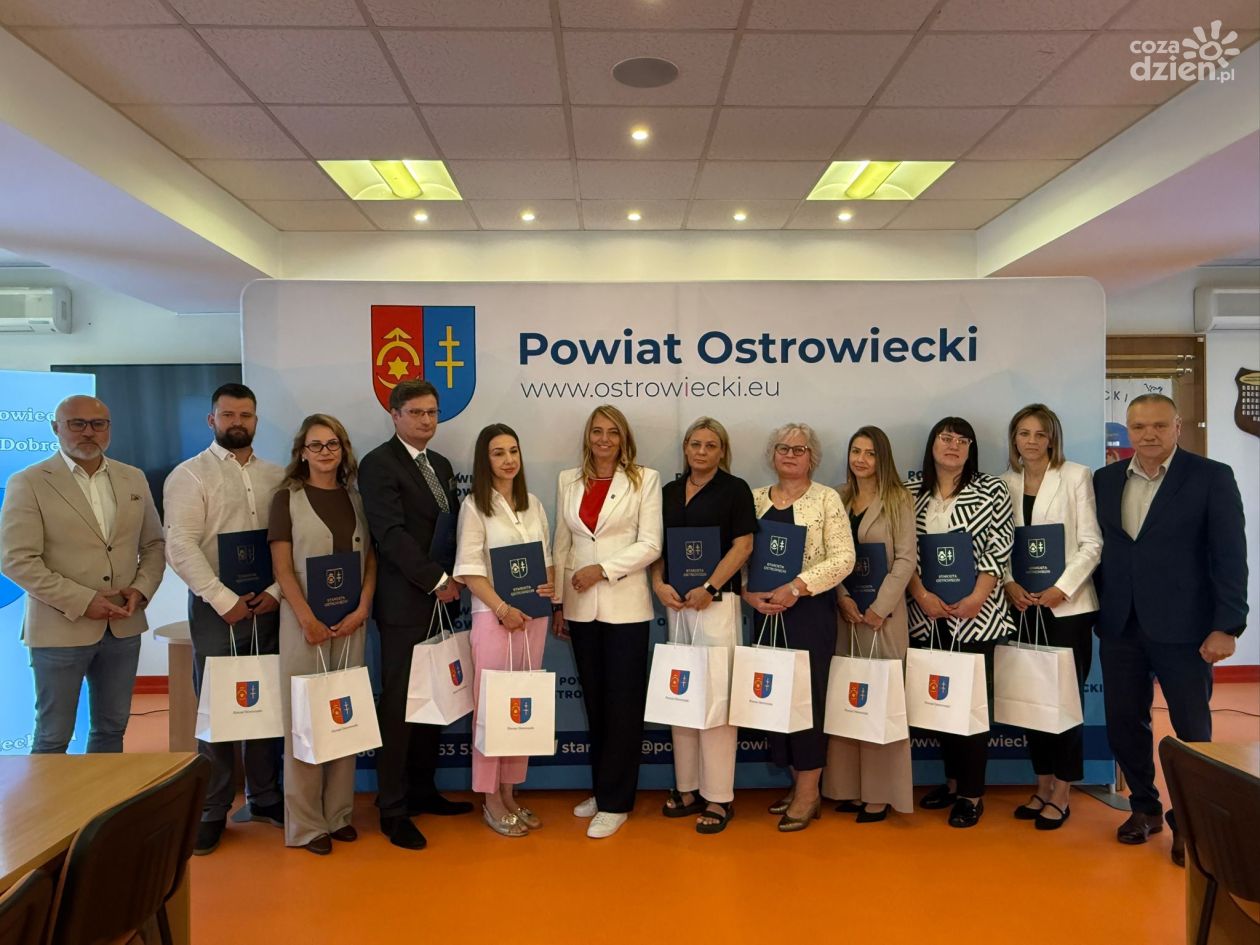 Powiększyła się grupa ostrowieckich nauczycieli mianowanych 