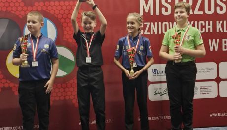 Kielczanie triumfują na Mistrzostwach Polski UKS-ów w bilard. Sześć medali i zwycięstwo w klasyfikacji