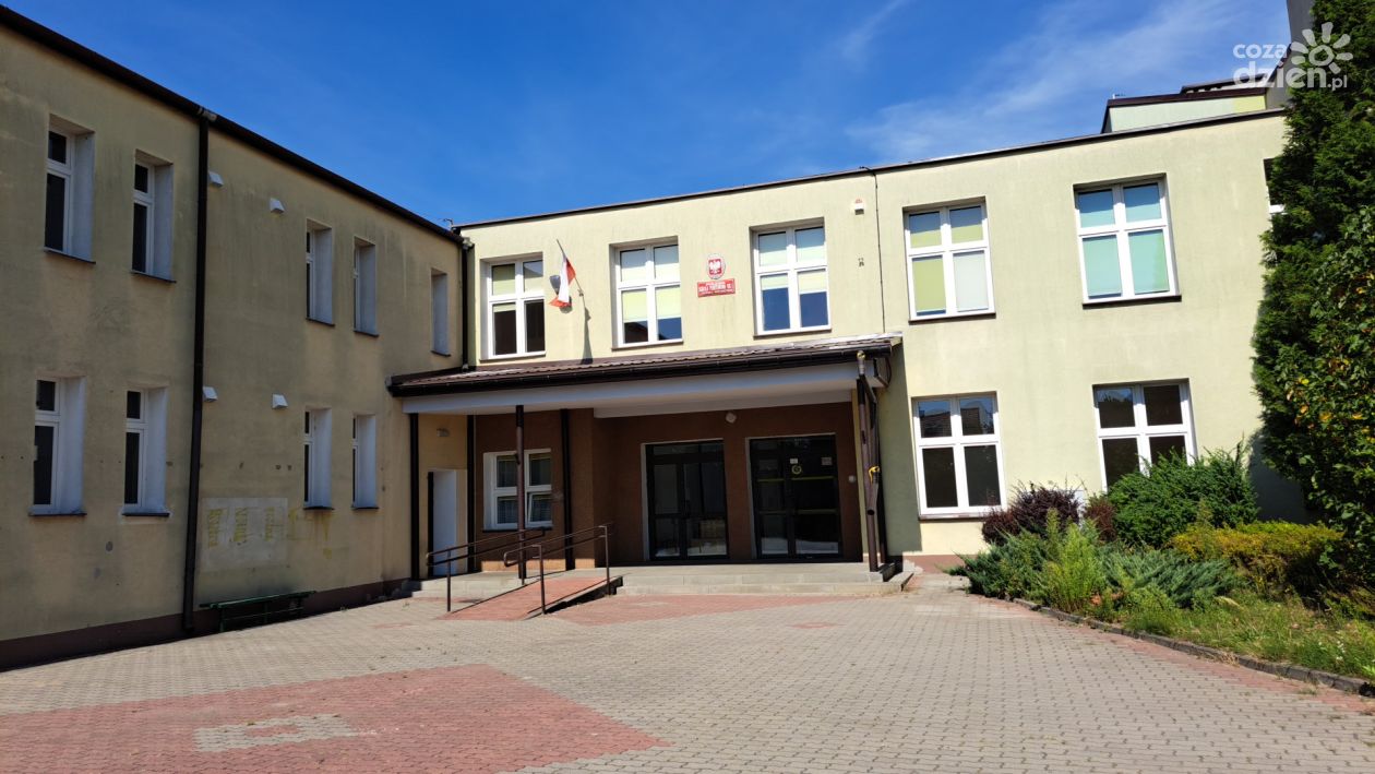 Uczniowie trzech ostrowieckich podstawówek uczą się w innych lokalizacjach