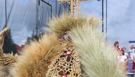 Wieniec z gminy Chmielnik najpiękniejszy na dożynkach powiatowych