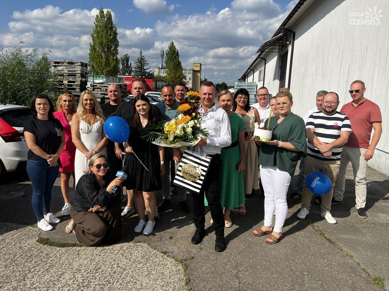 „Rekordowa Niespodzianka” w Ostrowcu z okazji 50. urodzin Jarosława