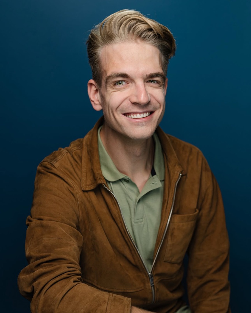 Nowy aktor w zespole Teatru Lalki i Aktora „Kubuś” w Kielcach – poznajcie Mateusza Wyżlińskiego