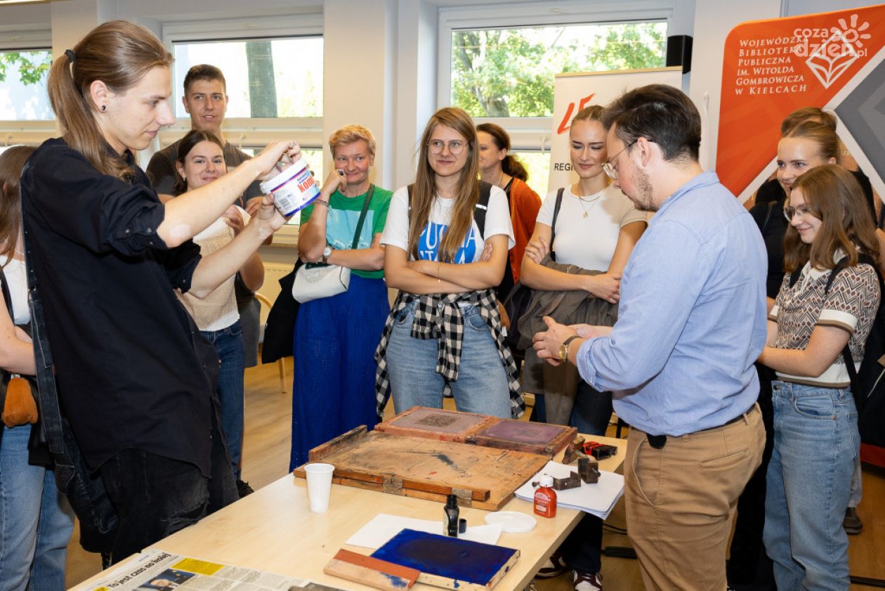 Świętokrzyskie obchody 45. rocznicy powstania Solidarności w Wojewódzkiej Bibliotece Publicznej