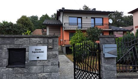 Dom sąsiedzki czyli miejsce wsparcia otwarto w Ostrowcu 