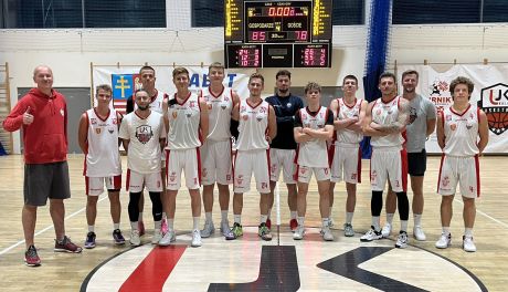 UJK Kielce zwycięża w pierwszym meczu Kielce Cup