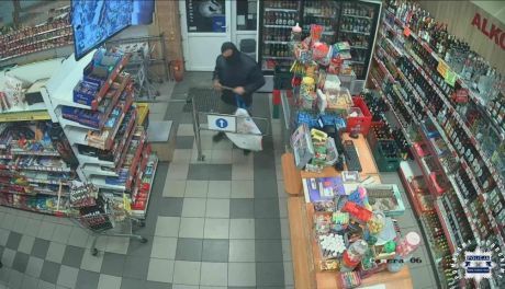 54-latek z Ostrowca aresztowany po rozboju z użyciem siekiery