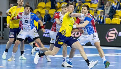 Rozdział 4: Rozbić Gwardię w niedzielne południe