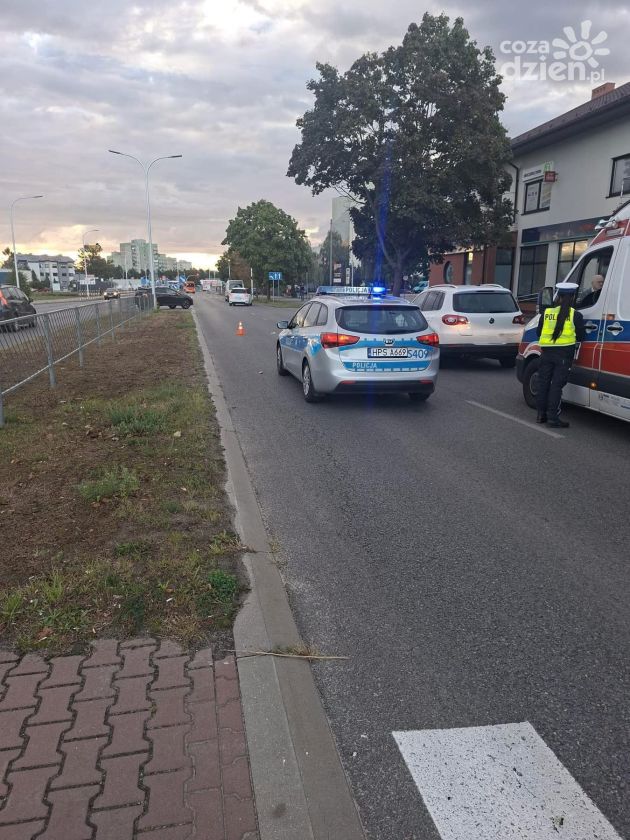 Nastolatek potrącony na przejściu dla pieszych w Ostrowcu Świętokrzyskim