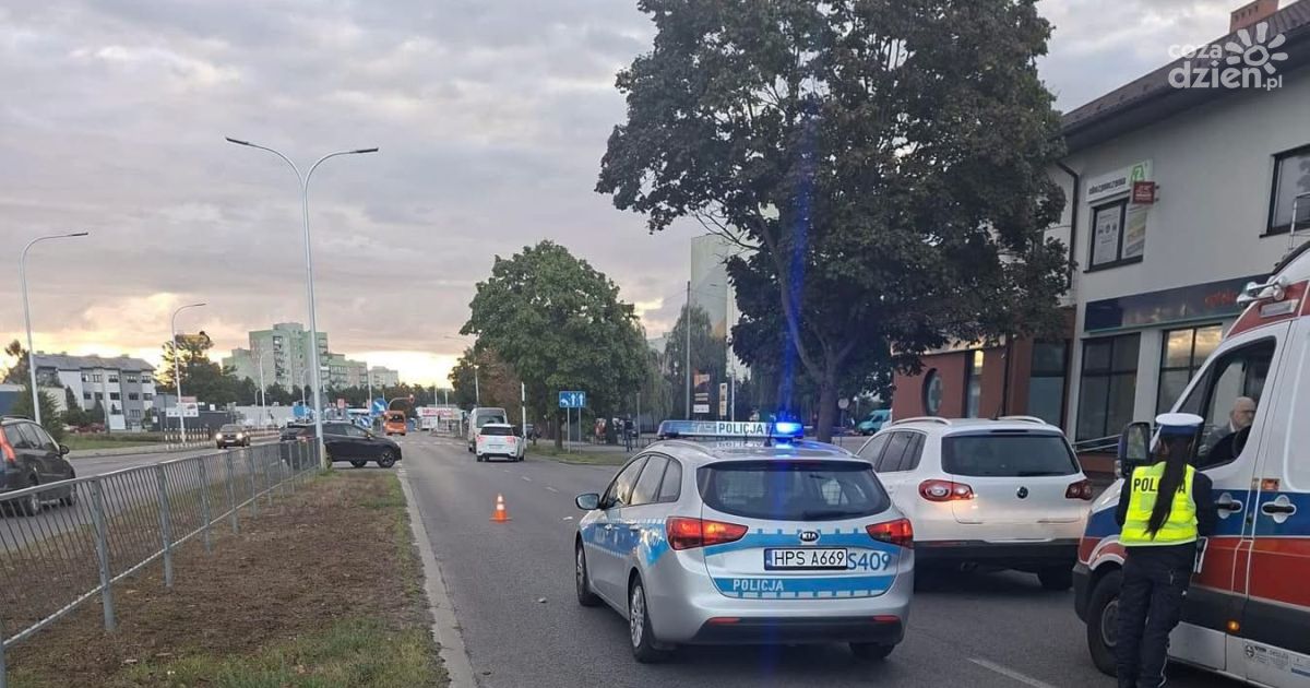 Nastolatek potrącony na przejściu dla pieszych w Ostrowcu Świętokrzyskim