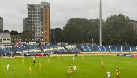 Jesienna aura oraz gra Korony w Rzeszowie. Pau Resta bohaterem meczu