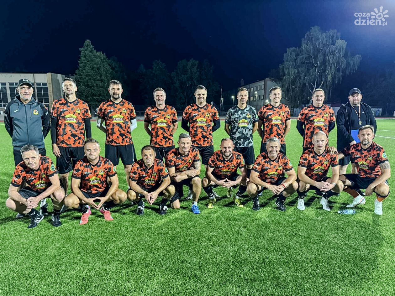 Oldboje KSZO pierwszym liderem drugiego sezonu Świętokrzyskiej Ligi Oldbojów