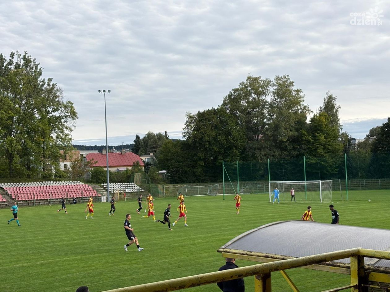 Bezpłciowy Piast wygrywa z rezerwami Korony Kielce 
