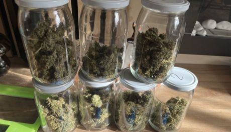 Narkotyki w mieszkaniu 29-latka. Grozi mu do 10 lat więzienia