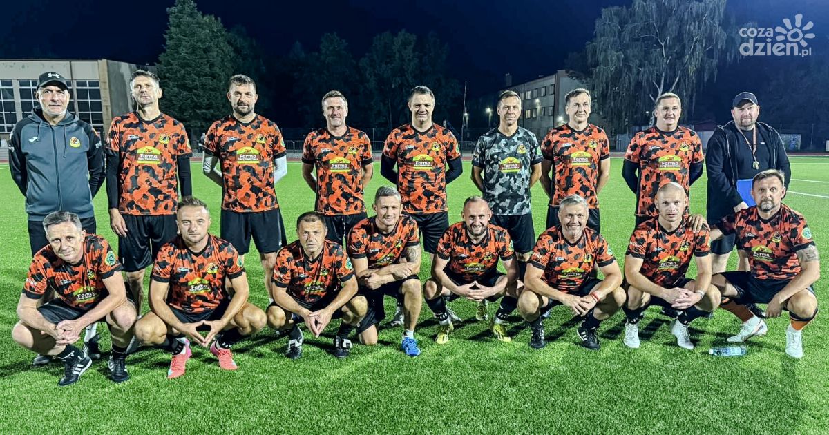 Oldboje KSZO pierwszym liderem drugiego sezonu Świętokrzyskiej Ligi Oldbojów